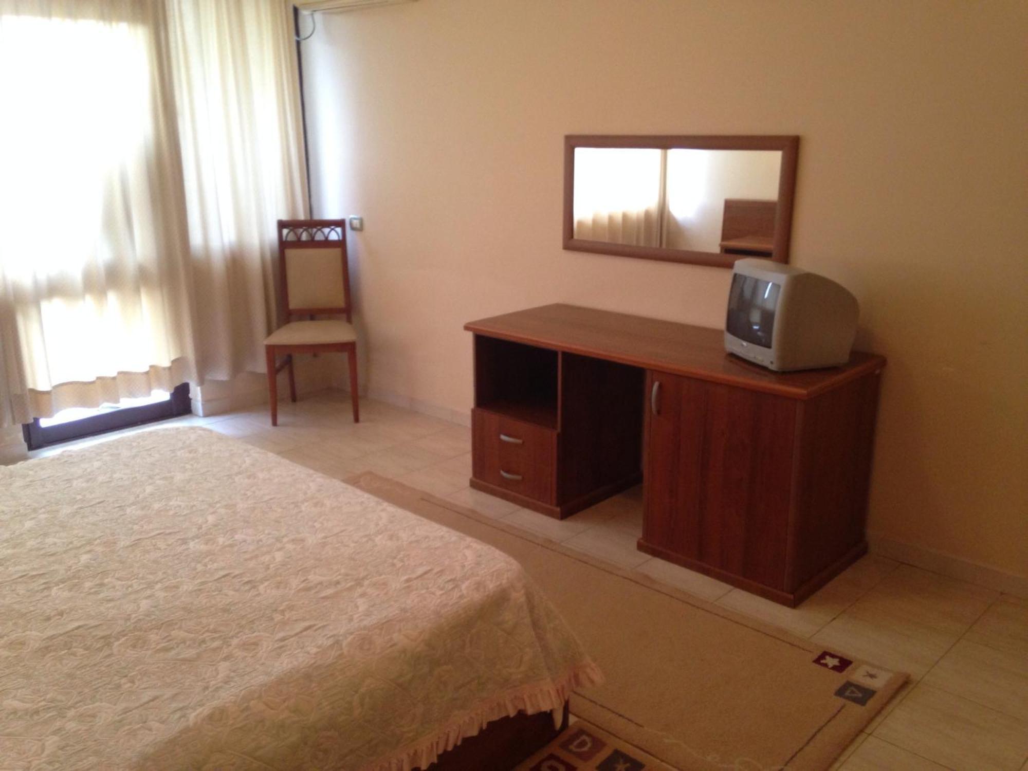 Akropoli Hotel Kryemëdhej الغرفة الصورة