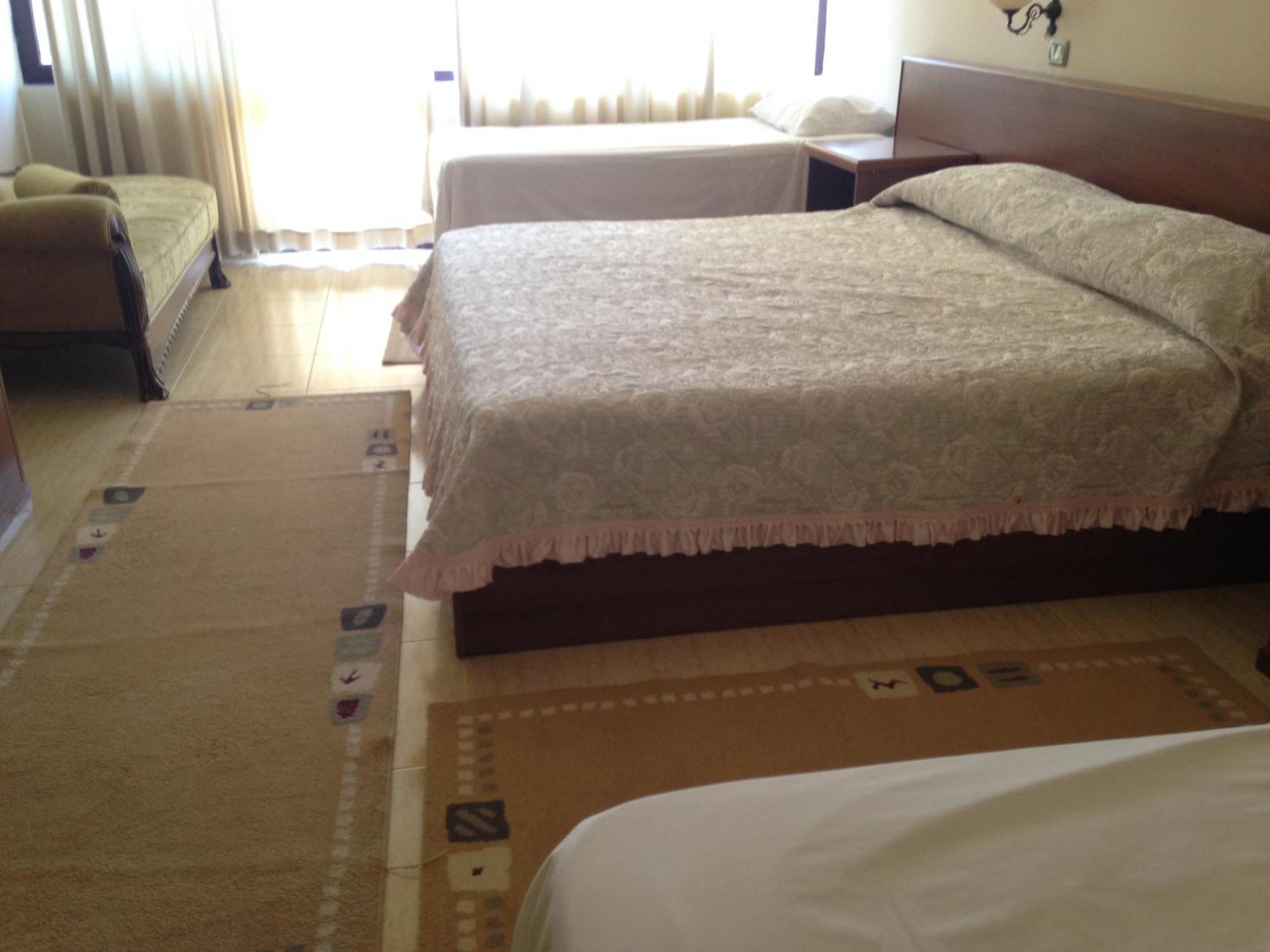 Akropoli Hotel Kryemëdhej الغرفة الصورة