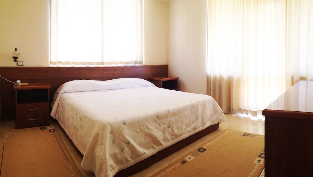 Akropoli Hotel Kryemëdhej المظهر الخارجي الصورة